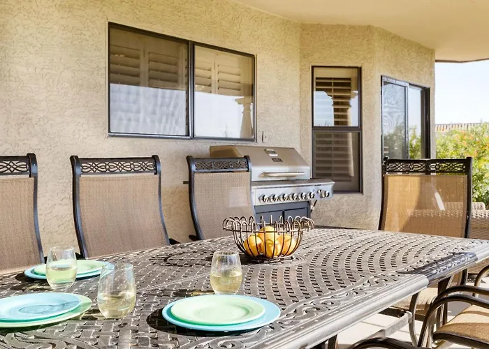 Sonoran Sunshine By Avantstay